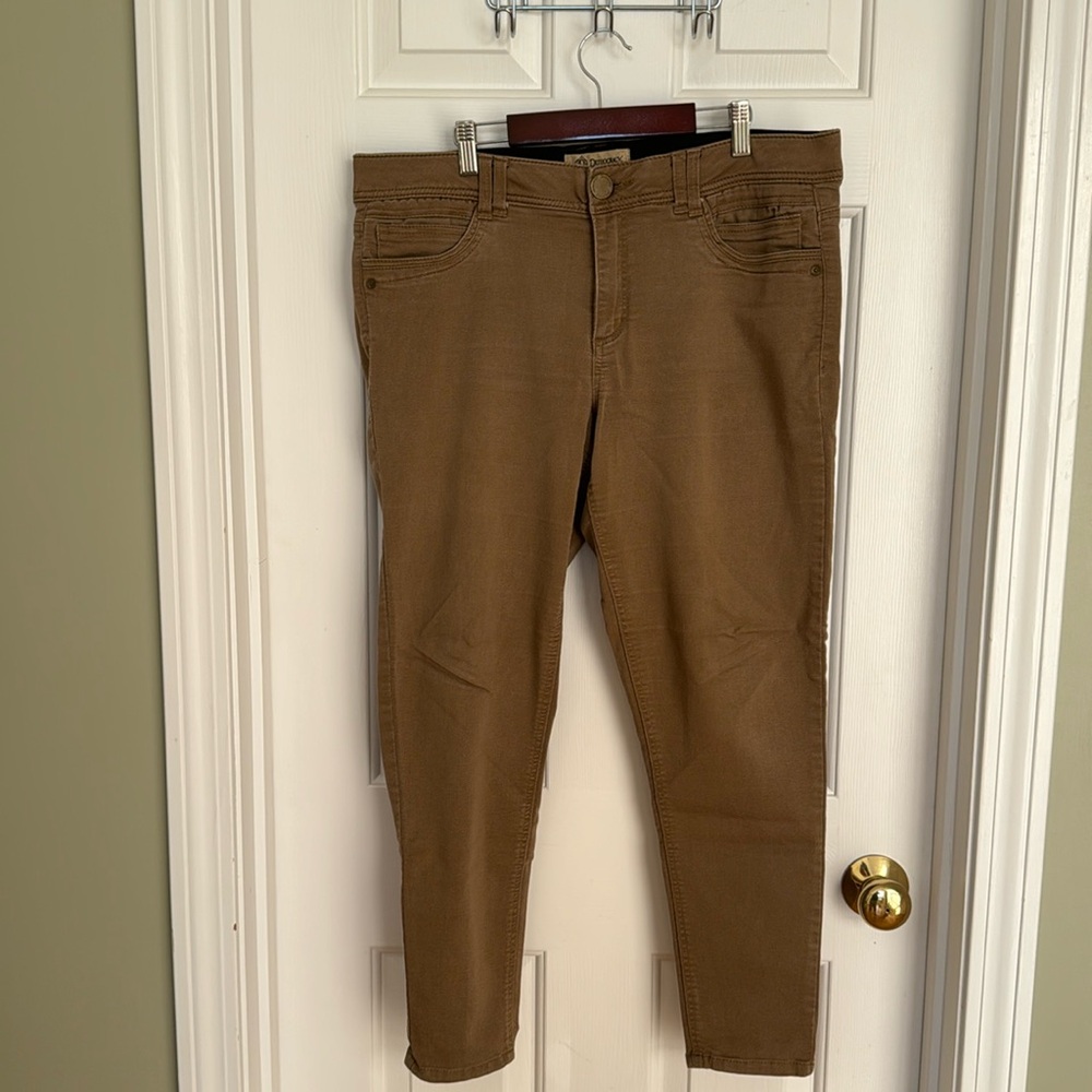 Tan Skinny leg Democracy Pants
